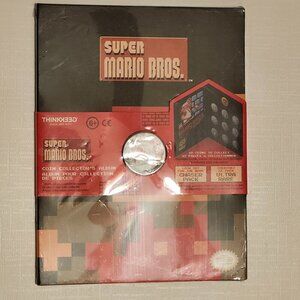 THINKGEEK Super Mario Bros. Coin Collector's Album BNIP Holds 10 Coins NINTENDO